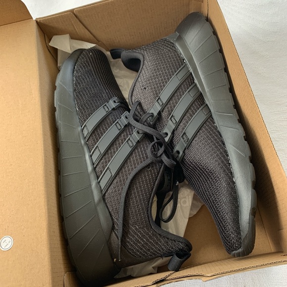 ADIDAS | Men’s Questar Flow - Picture 7 of 8